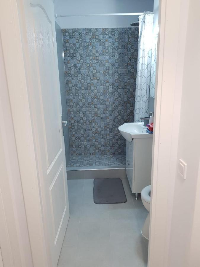 Ana Apartament Ramnicu Valcea Exterior foto