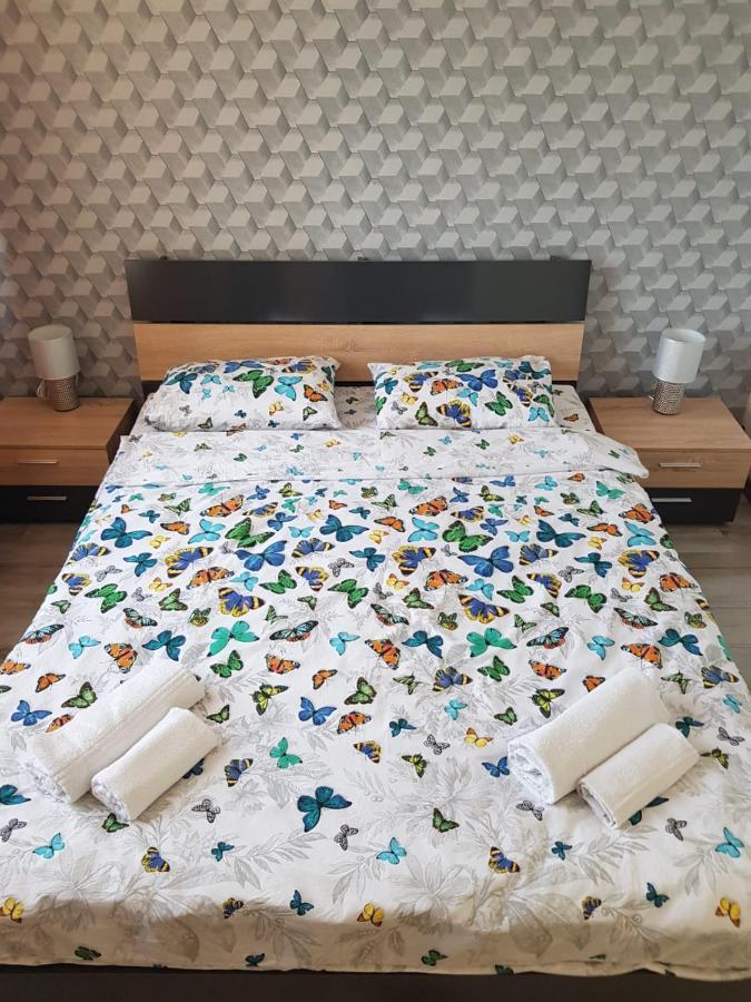 Ana Apartament Ramnicu Valcea Exterior foto