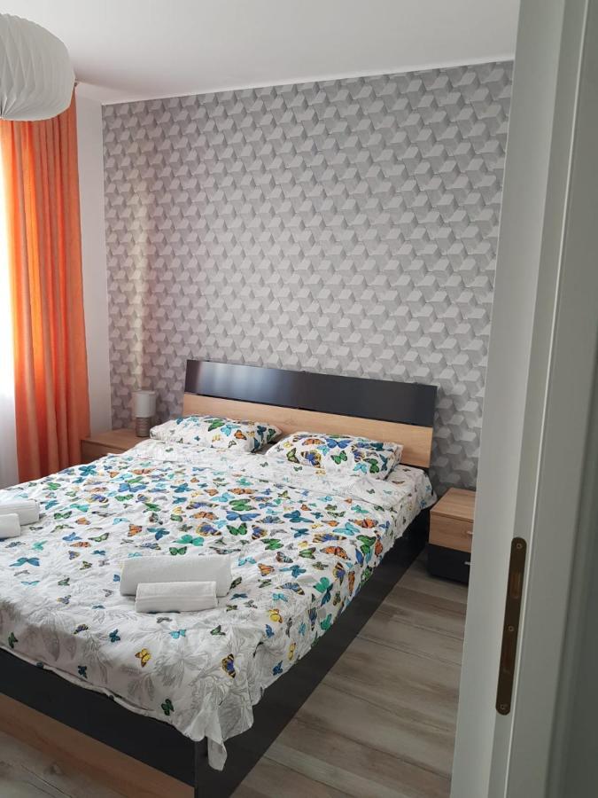 Ana Apartament Ramnicu Valcea Exterior foto